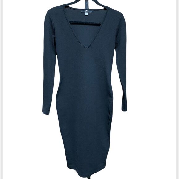 Misguided Black V-Neck Long Sleeve Bodycon Dress - Picture 1 of 5